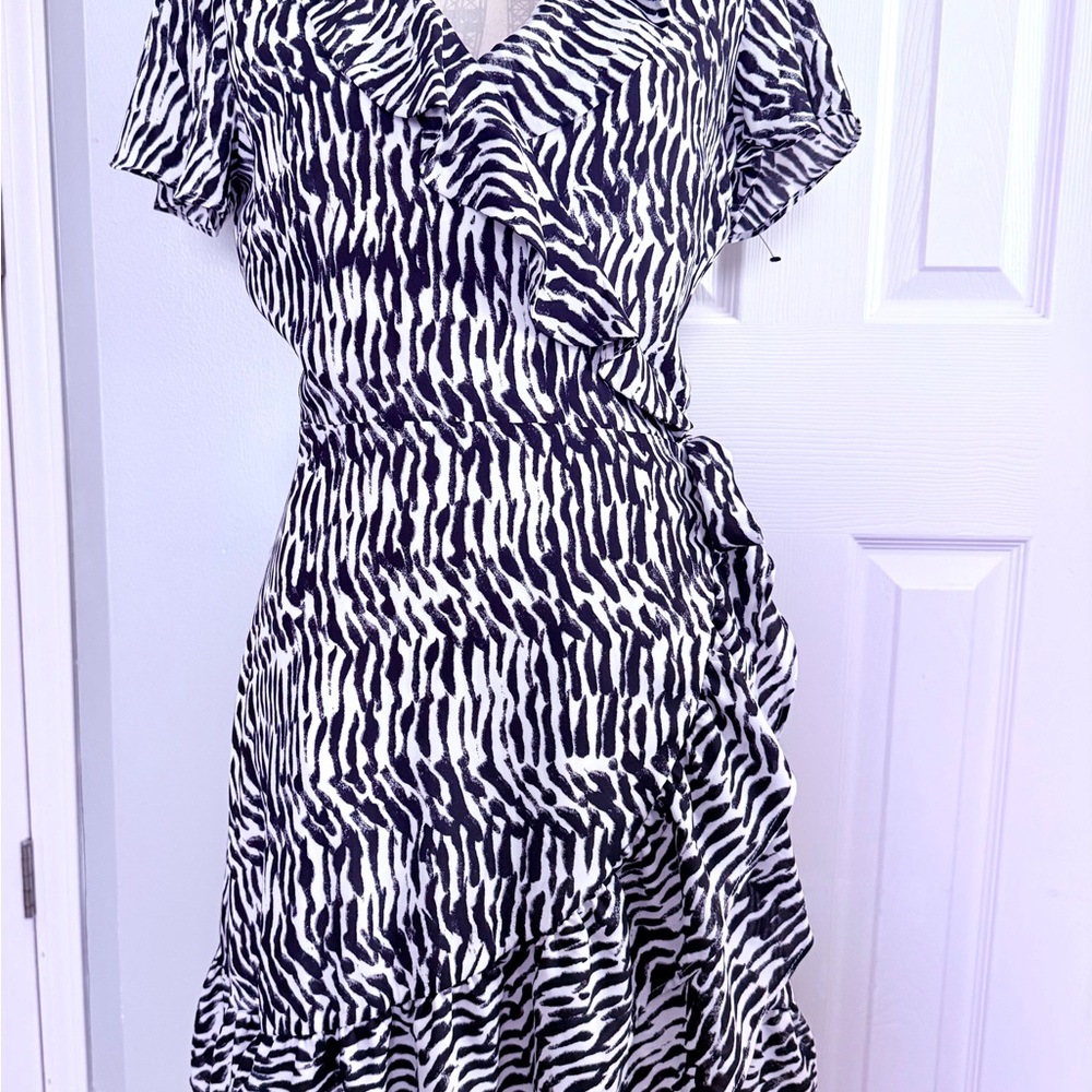 NWT INC International Concepts Black and White Animal Zebra Mini Wrapped Dress S